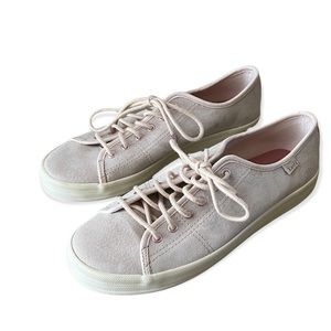 Keds Kickstart Lace Up Light Pink Suede NWOT size 7 US